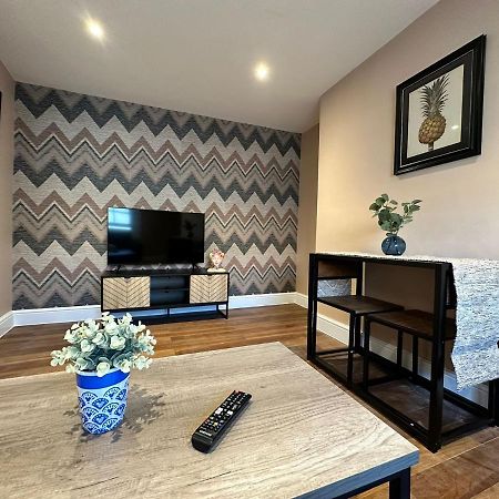 Funky 1 Bedroom Apartment Next To The Sea Brighton Exterior photo
