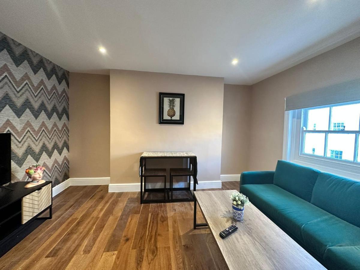 Funky 1 Bedroom Apartment Next To The Sea Brighton Exterior photo
